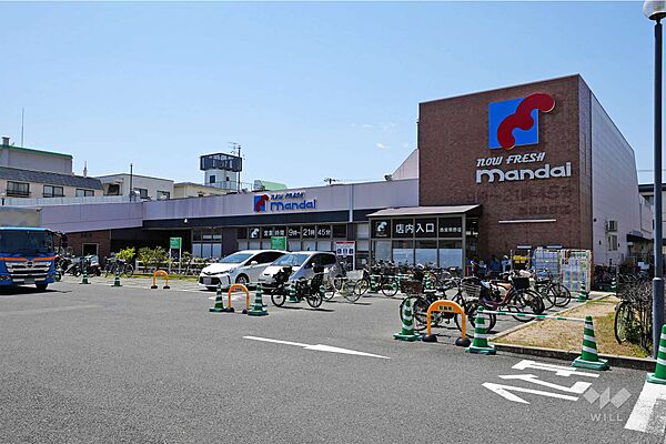 万代(西宮熊野店)の外観