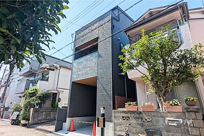 外観：物件の外観（南東側から）［2026年6月29日撮影］
