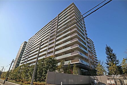 クラッシィハウス尼崎GRANDPLACEの外観（北東側から）
