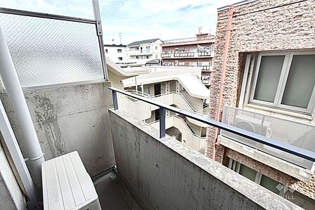 北側バルコニー