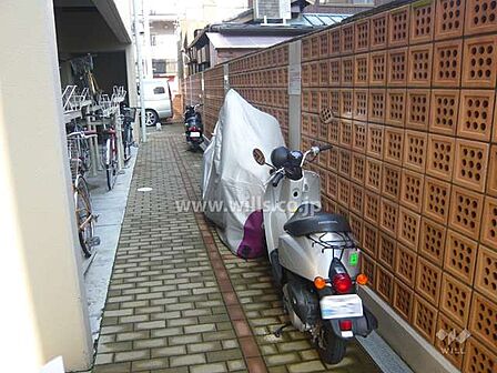 バイク置場