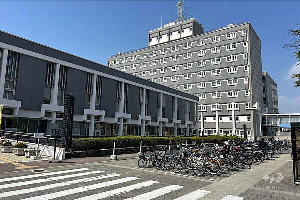 尼崎市役所の外観