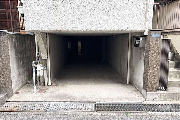 物件の駐車スペース［2026年8月11日撮影］