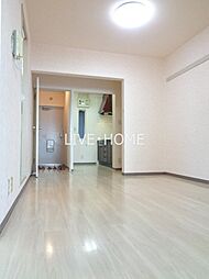 京王井の頭線 高井戸駅 徒歩13分の賃貸マンション 4階3LDKのリビング/ダイニング