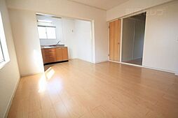 赤坂コーポ南棟 3階3LDKのリビング/ダイニング