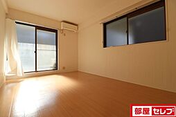 パラシオン東山 2階1Kのリビング/ダイニング