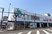ドラッグスギヤマ筒井店 369m