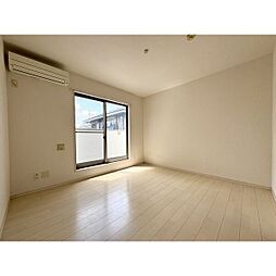 クレフラスト鳥神町 2階1Kのリビング/ダイニング