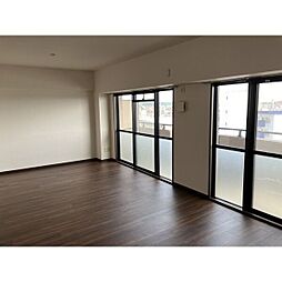 リーフマンショングランディア 5階3LDKのリビング/ダイニング