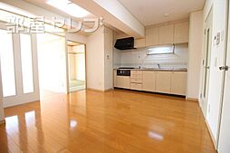 ウーリィパレス大森 5階2DKのリビング/ダイニング