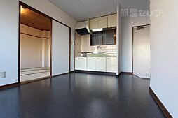 コーポ稲名 3階1DKのリビング/ダイニング