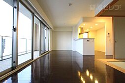 東山公園レジデンス 3階4LDKのリビング/ダイニング