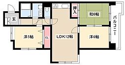 グランドハイリス上社 1階