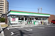 ファミリーマート守山大牧町店 112m