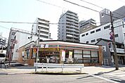 セブンイレブン名古屋新栄2飯田街道店 64m