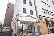 新栄町駅より徒歩2分 5階 築53年5ヶ月の賃貸物件