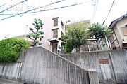 自由ヶ丘駅より徒歩5分 3階 築48年8ヶ月の賃貸物件