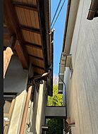 ����