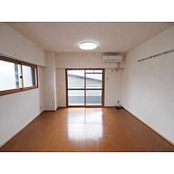 和泉町ビル 2階1LDKのリビング/ダイニング