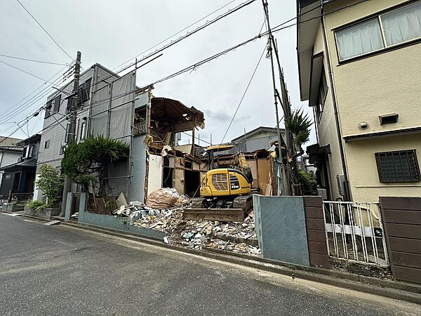 販売現地