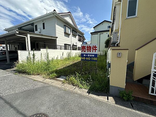 販売現地