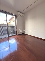 JR中央本線 三鷹駅 徒歩8分の賃貸アパート 1階ワンルームのリビング/ダイニング