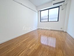 JR中央本線 三鷹駅 徒歩15分の賃貸マンション 2階ワンルームのリビング/ダイニング