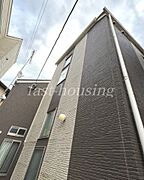 三鷹駅より徒歩10分 1階 築9年9ヶ月の賃貸物件