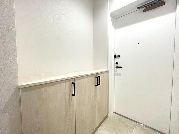 玄関を拡大表示