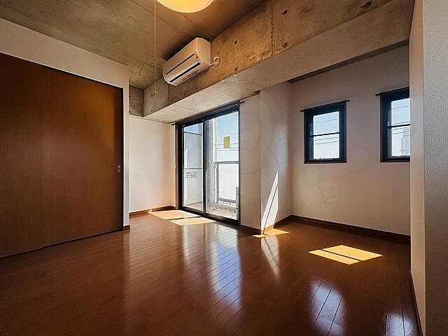 寝室