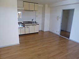 名古屋市営名城線 総合リハビリセンター駅 徒歩4分の賃貸マンション 1階3LDKのリビング/ダイニング