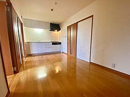 グリーンライフ東山 3階3DKのリビング/ダイニング