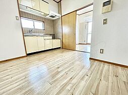 名古屋市営鶴舞線 川名駅 徒歩4分の賃貸マンション 3階2DKのリビング/ダイニング