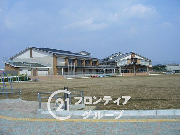 川西小学校 1000m