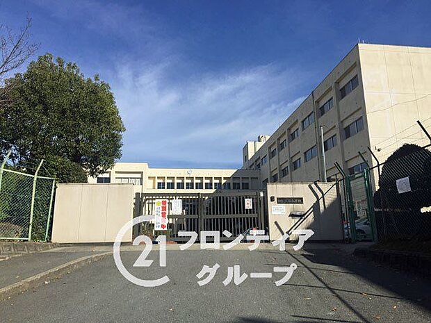 奈良市立二名小学校 徒歩13分。 1030m