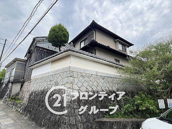 ＪＲ奈良線「棚倉駅」まで徒歩10分圏内！