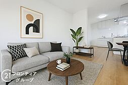 奈良市富雄元町1丁目　中古一戸建て 3LDKのリビング/ダイニング