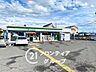 周辺：ファミリーマート磯城三宅店 徒歩13分。 1040m