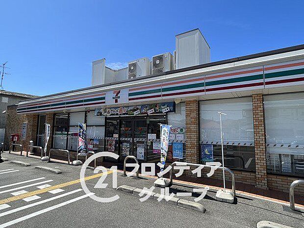 セブンイレブン天理杉本町店 徒歩8分。 620m