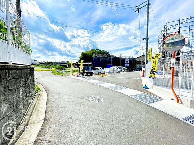 現地写真更新!充実したアフターサポートで安心!当社は誠実に、丁寧に、お客様一人ひとりに永く安心してお住まいいただけるようなお付き合いをさせていただきます