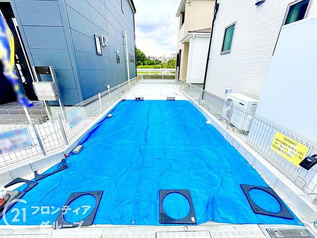 駐車スペース2台分です