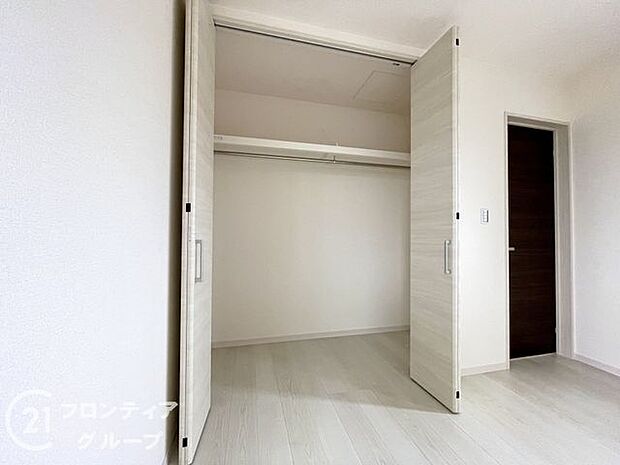 各室に収納スペ―スがありますのでお部屋スッキリ片付きますね