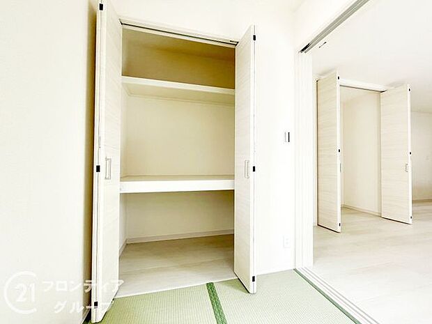 押入れには、お子様のおもちゃや来客時の座布団などもしっかり収納いただけます！