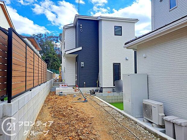 現地写真更新!現地の説明はもちろん、モデルハウスご見学も可能!同社施工物件をご見学していただきますので、実際に使用される設備やお家の雰囲気などをご確認ください