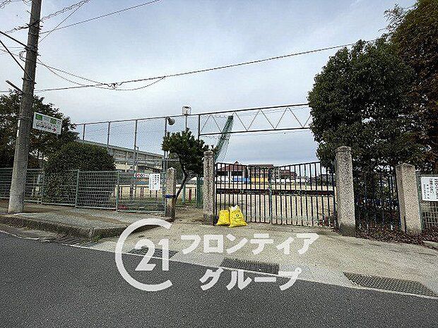御所市立御所小学校 徒歩4分。 310m