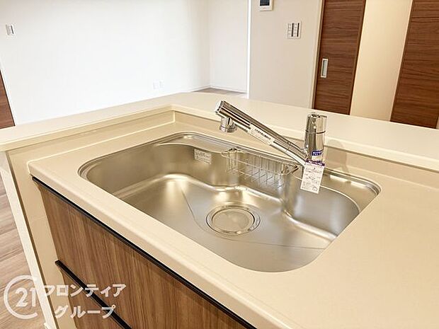 ワイドシンクなので家族が増えても洗い物楽々です