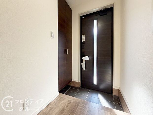使いやすい玄関で、家族全員が快適に利用できる空間です。