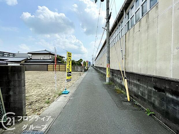 現地写真更新！現地の説明はもちろん、モデルハウスご見学も可能！同社施工物件をご見学していただきますので、実際に使用される設備やお家の雰囲気などをご確認ください