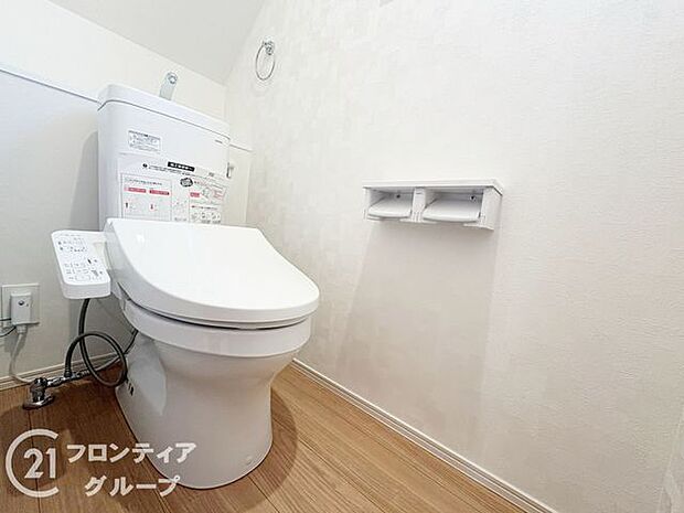 トイレは1階と2階の2カ所に設置!階段を上り下りせずに使用できるので、高齢の方にも安心です!