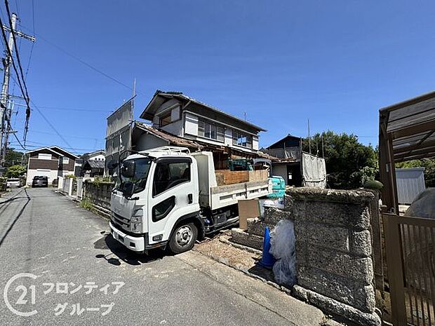 現地写真更新！現地の説明はもちろん、モデルハウスご見学も可能！同社施工物件をご見学していただきますので、実際に使用される設備やお家の雰囲気などをご確認ください
